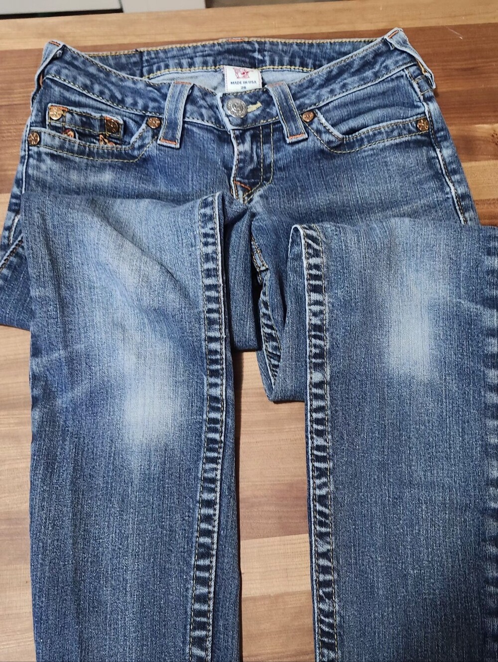 Vintage, True Religion Women’s Rainbow Pocket Embroidery Stitch Low-rise Jeans. - Picture 12 of 14